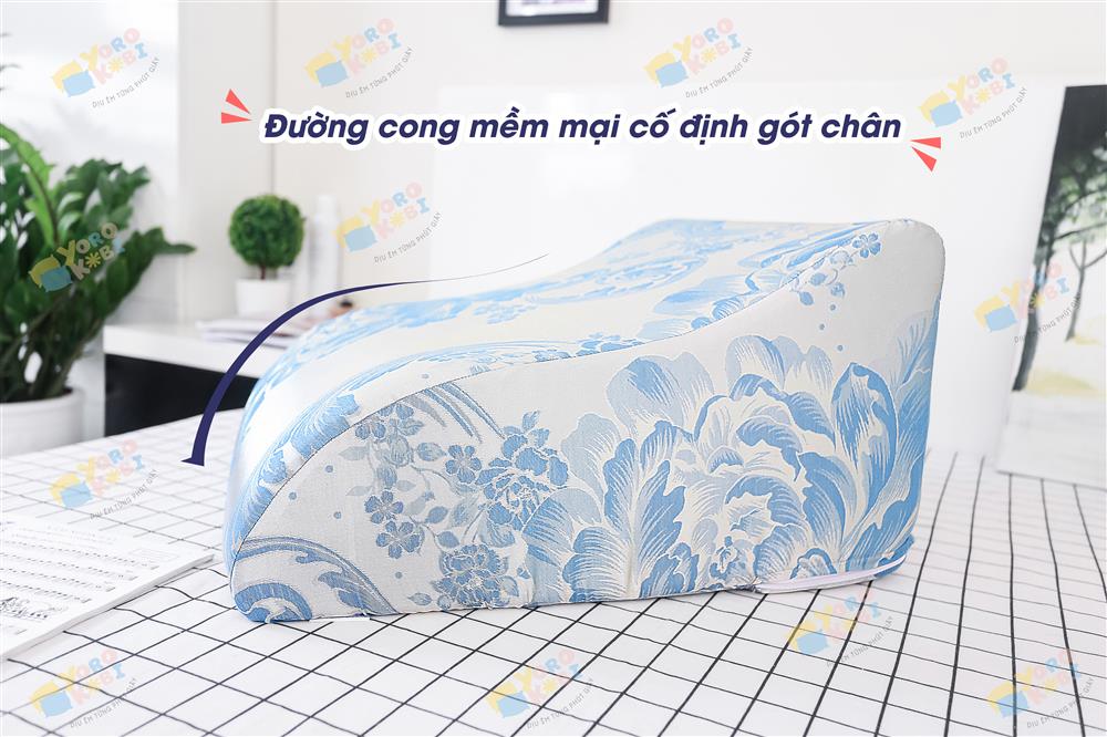 Gối chống giãn tĩnh mạch đường cong mềm mại cố định gót chân